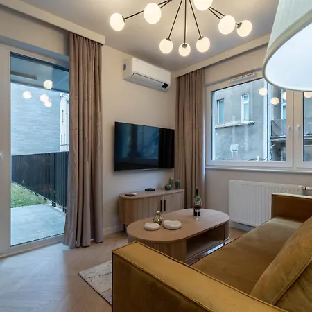 Lucky Seven No. 2 Appartement *